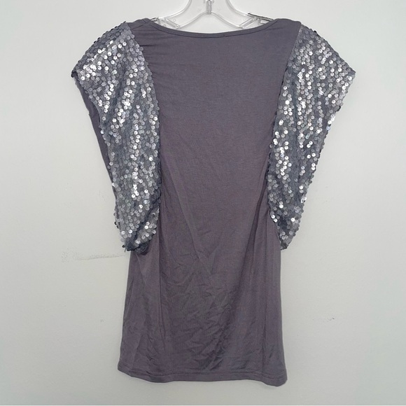 NWT Gray and Silver Sequin Sleeve Blouse - Picture 4 of 5